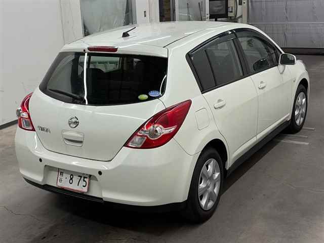 2011 Nissan ティーダ 15S auction photo 5
