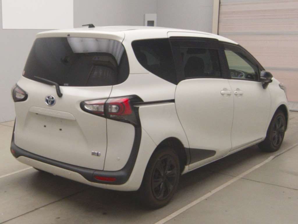 2021 Toyota Sienta HV Fanbase G Safety ED2 auction photo 2