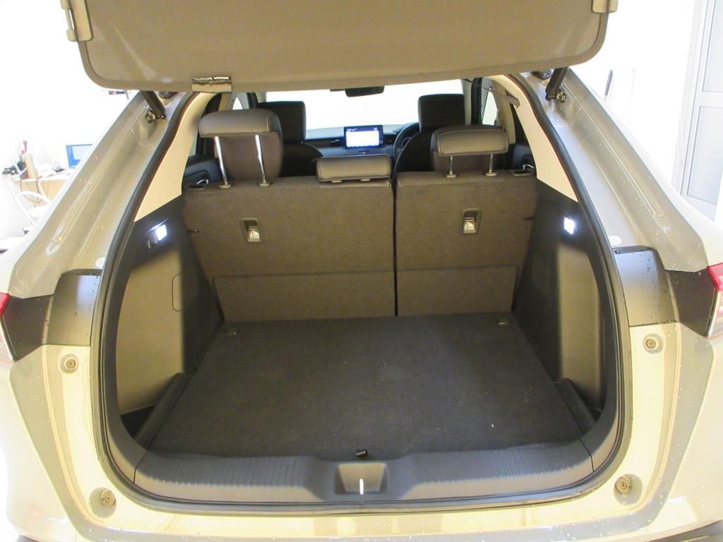 2025 Honda Vezel e:HEV Z auction photo 8