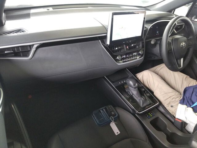 2025 Toyota Corolla Cross ハイブリッドZ auction photo 3