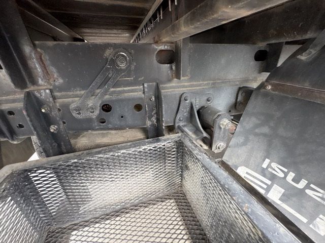 2007 Isuzu Elf ヒラ.クレーン auction photo 16