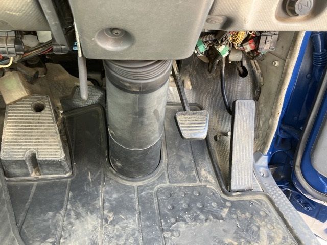 2007 Isuzu Elf ヒラ.クレーン auction photo 4