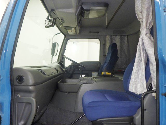 2011 Isuzu コンテナ専用車 auction photo 8