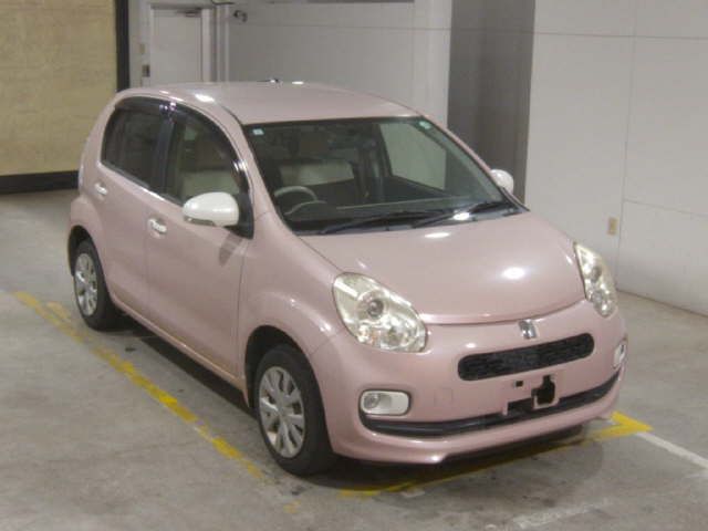 2015 Toyota Passo +Hana Cパッケージ Japan auction vehicle
