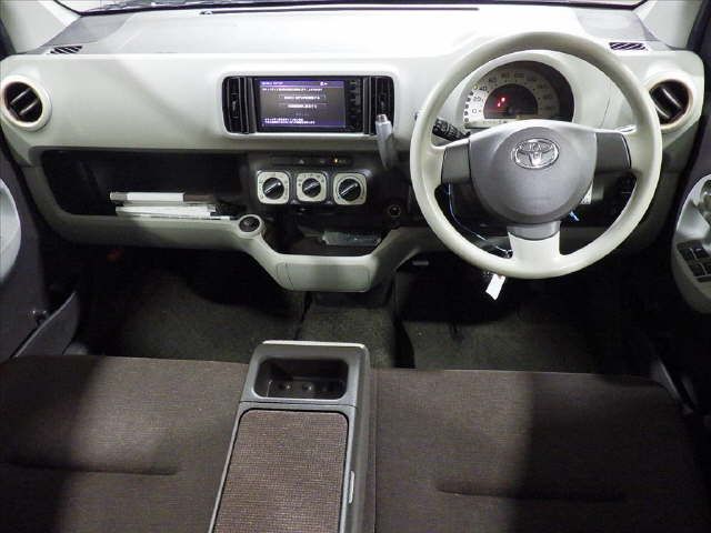 2015 Toyota Passo +Hana Cパッケージ auction photo 3