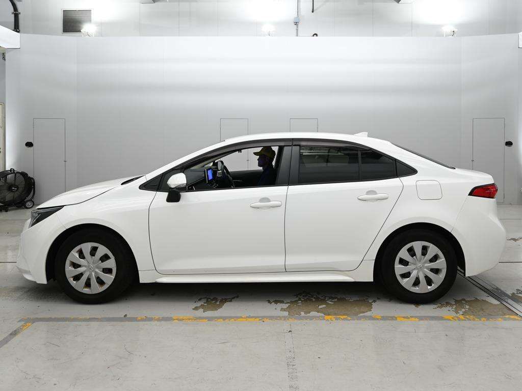 2023 Toyota Corolla ハイブリッド G auction photo 4