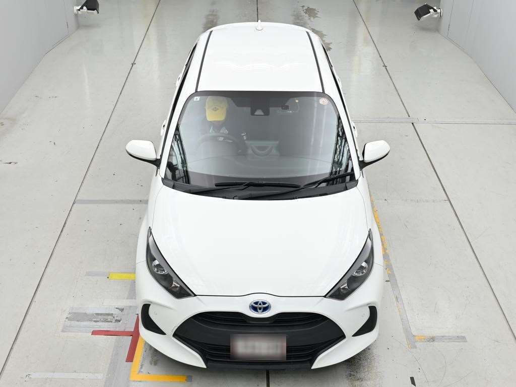 2021 Toyota Yaris ハイブリッドX auction photo 7