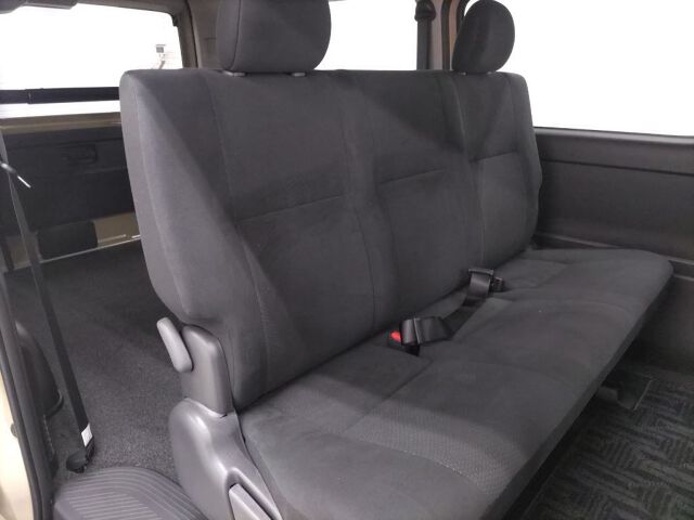 2025 Toyota Hiace ロングWスーパーGL auction photo 6