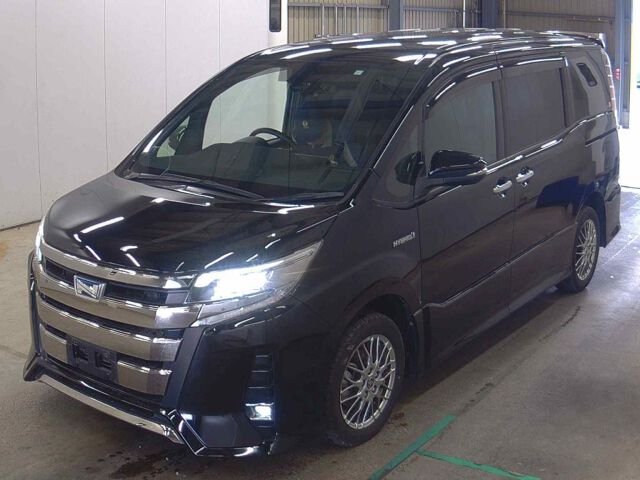 2019 Toyota Noah HV SI WXB2 auction photo 4