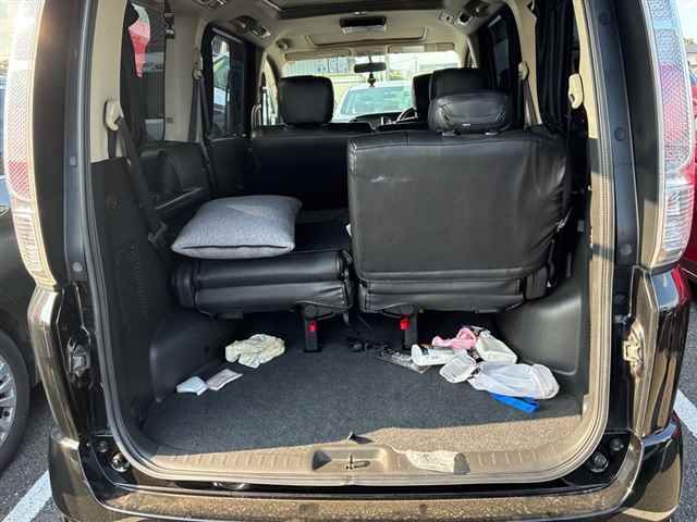 2008 Nissan Serena ハイウェイスター auction photo 9