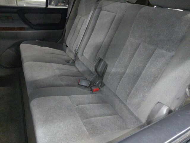 2003 Toyota Land Cruiser 100 VX Limited 4WD auction photo 6