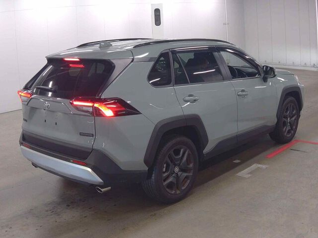 2025 Toyota RAV4 Adventure 4WD auction photo 5