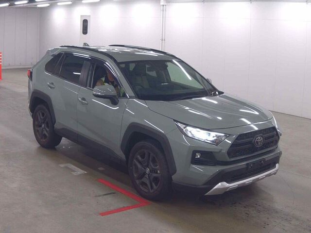 2025 Toyota RAV4 Adventure 4WD Japan auction vehicle