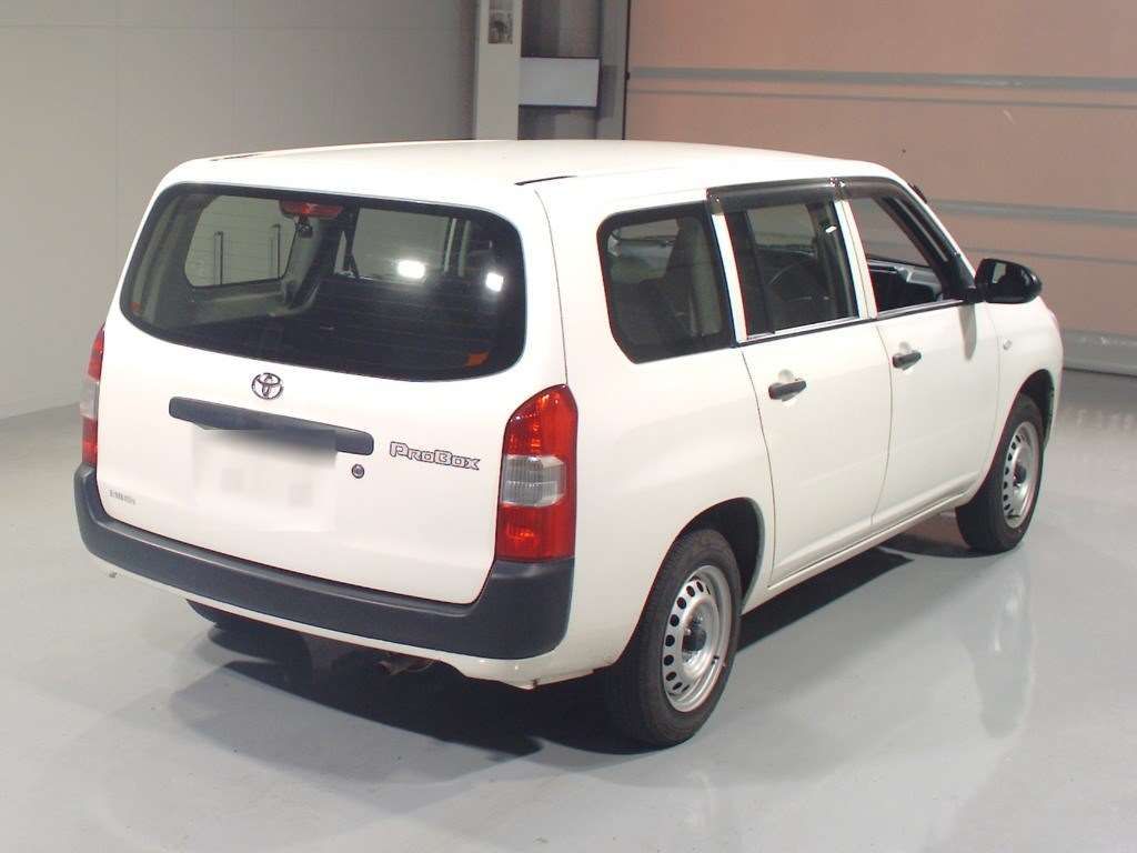 2021 Toyota Probox DXコンフォート 4WD auction photo 2