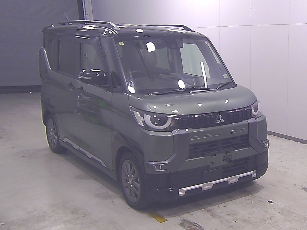 Japan Auction Vehicles 14 2023 Mitsubishi Delica Mini T Premium auction photo