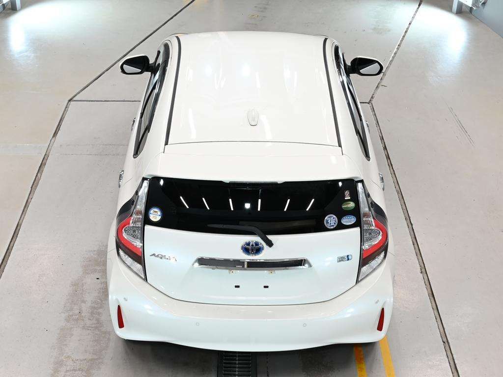 2021 Toyota Aqua S Style Black TSS auction photo 8