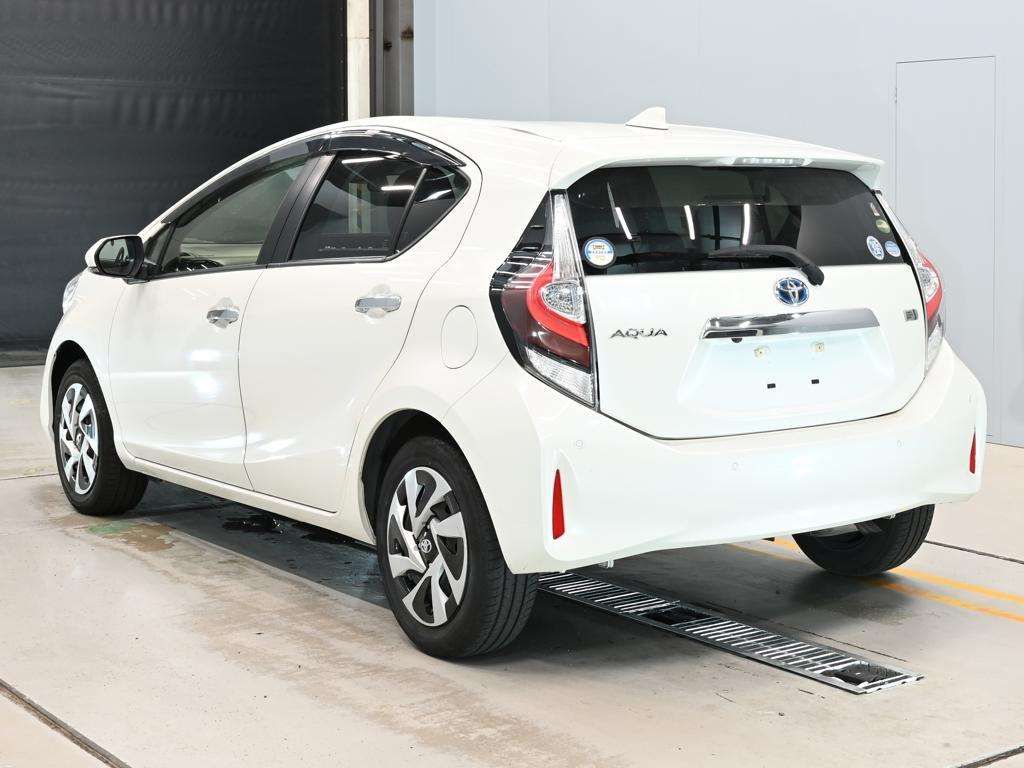 2021 Toyota Aqua S Style Black TSS auction photo 6