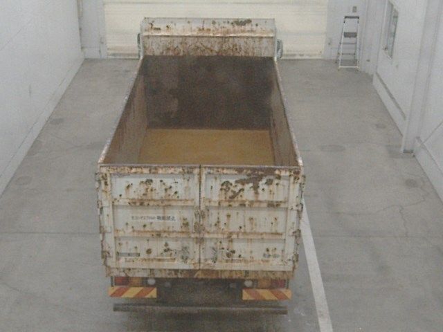 2021 Isuzu Forward dump auction photo 3