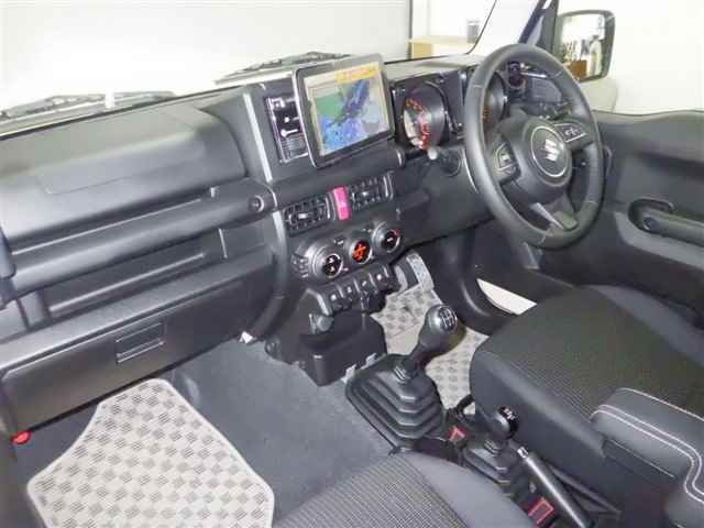 2023 Suzuki Jimny 4WD XC auction photo 3