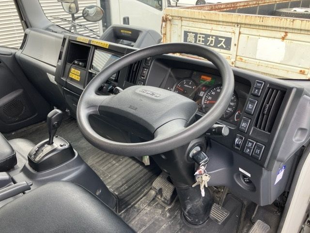 2023 Isuzu Elf Aluminum van lifter auction photo 5