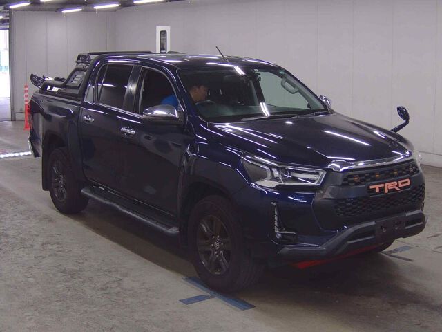 Japan Auction Vehicles 8 2020 Toyota Hilux Z 4WD auction photo