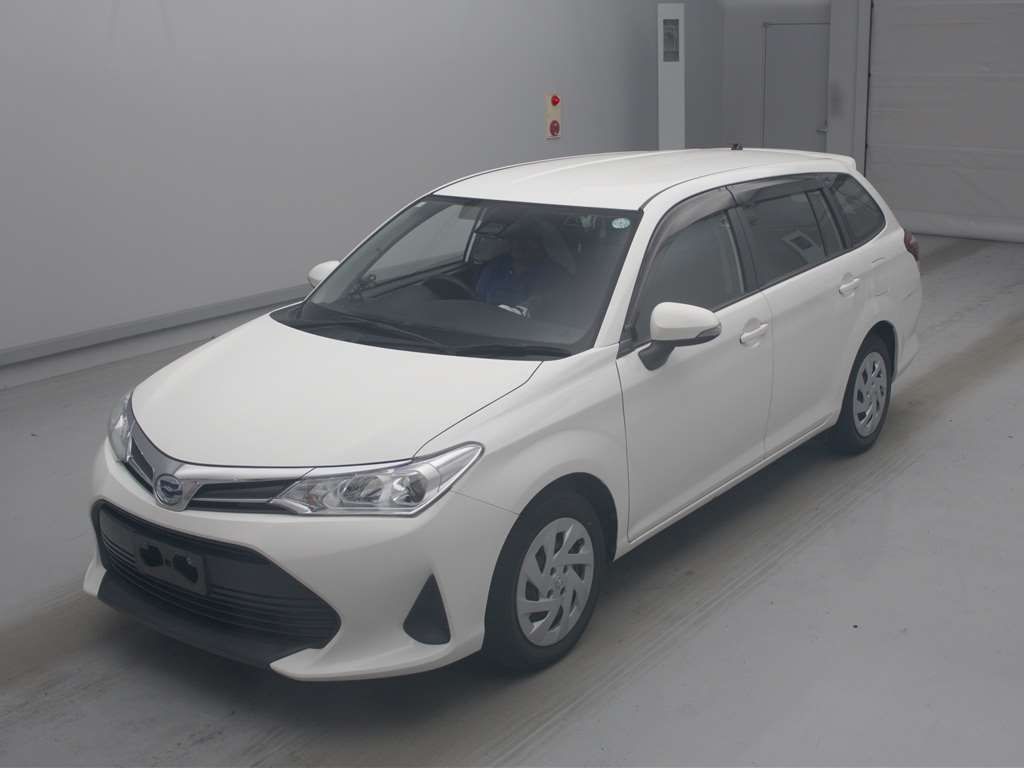 Japan Auction Vehicles 4 2021 Toyota Corolla Fielder Hybrid EX auction photo