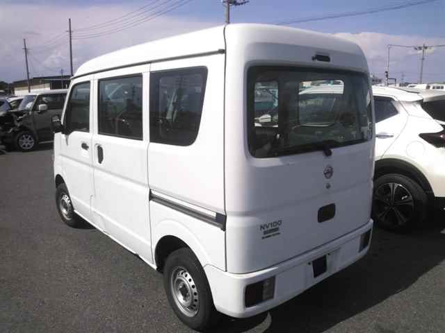 2018 Nissan NV100 Clipper DX auction photo 2