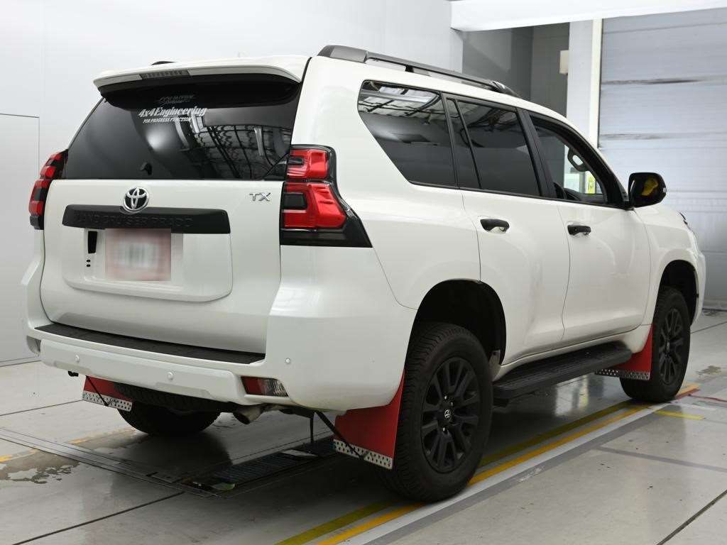 2023 Toyota Land Cruiser Prado TXLパッケージマットブラ 4WD auction photo 2