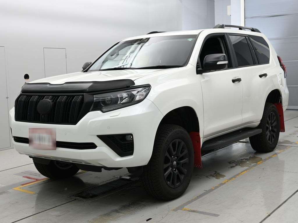 Japan Auction Vehicles 14 2023 Toyota Land Cruiser Prado TXLパッケージマットブラ 4WD auction photo
