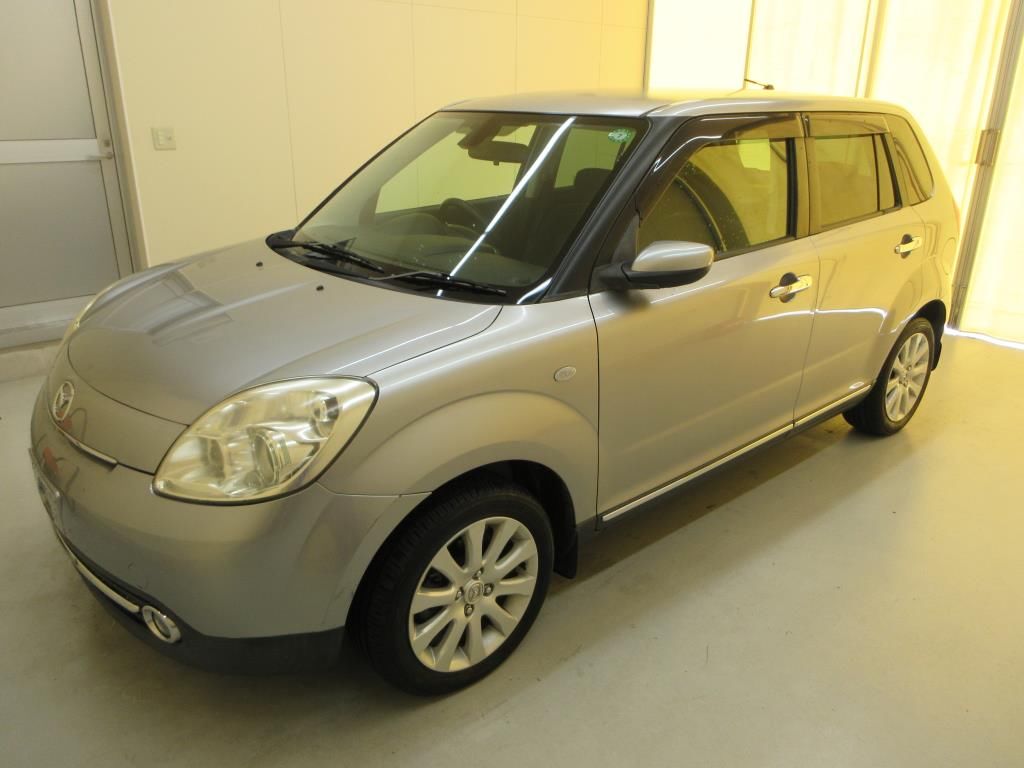 2011 Mazda ベリーサ C auction photo 4
