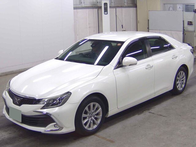 2017 Toyota Mark X 250G auction photo 4