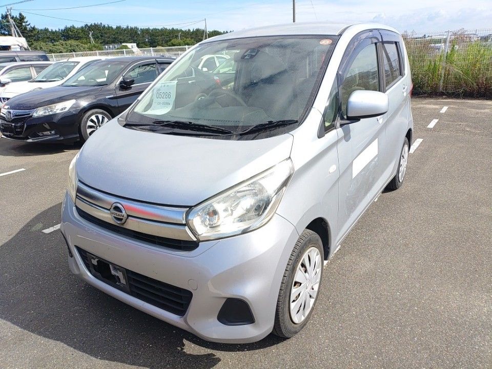 Japan Auction Vehicles 24 2017 Nissan Dayz auction photo