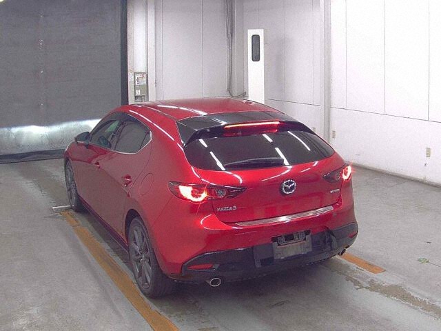 2019 Mazda 3ファストバック 15S Touring auction photo 2