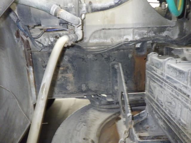 2005 Isuzu ミキサー auction photo 4