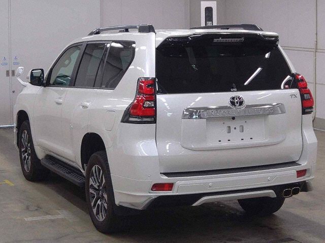2023 Toyota Land Cruiser Prado TX Lパッケージ 4WD auction photo 2