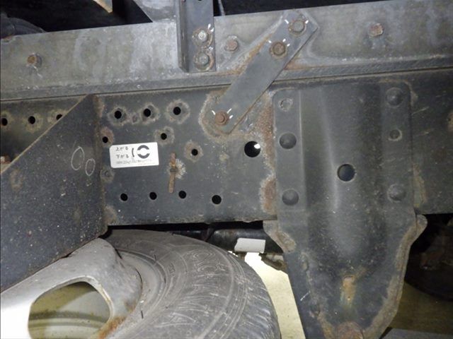 2021 Isuzu Elf Refrigerated and frozen trucks auction photo 5