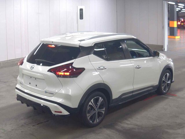 2021 Nissan Kicks X Two-Tone Interior Edition auction photo 5