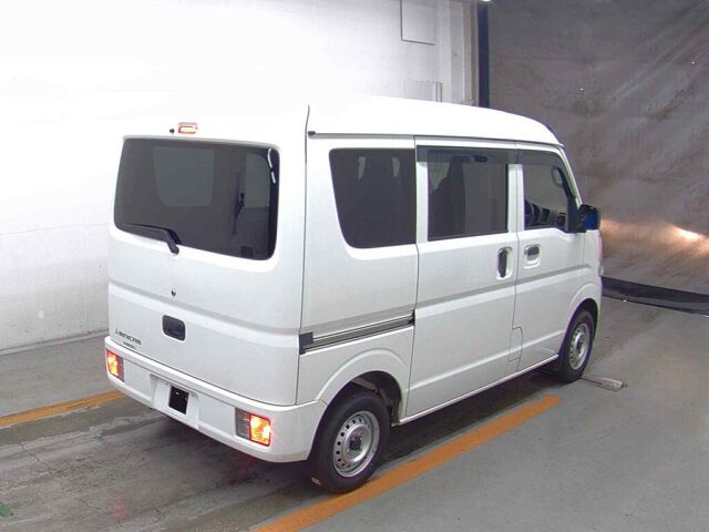 2022 Mitsubishi Minicab M auction photo 5