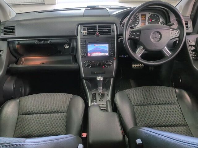 2010 Mercedes-Benz B-Class B180 auction photo 3
