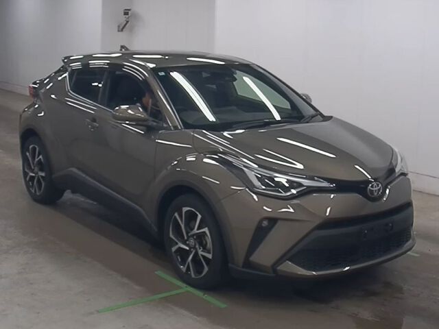 Japan Auction Vehicles 8 2022 Toyota C-HR G-T 4WD auction photo