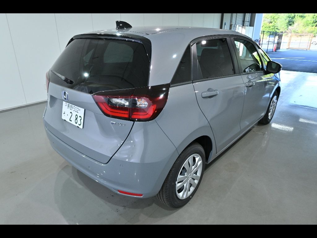 2026 Honda Fit e:HEVホーム auction photo 2