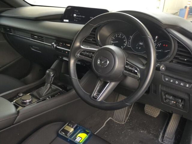 2021 Mazda 3ファストバック 20S Black Tone ED auction photo 3