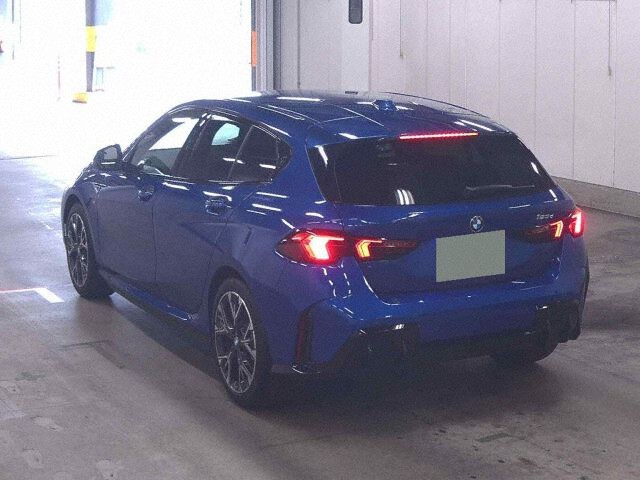 2025 BMW 1 Series 120D M Sport auction photo 2