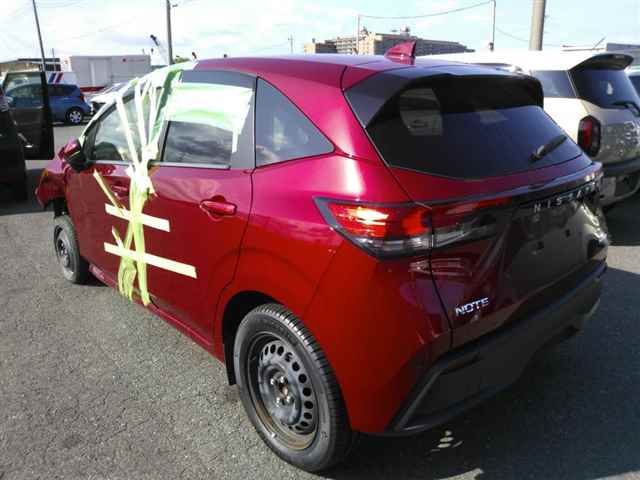 2022 Nissan Note X auction photo 2