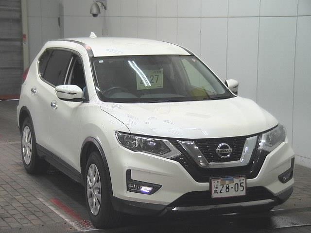 2018 Nissan X-Trail 4WD 20S Japan auction vehicle