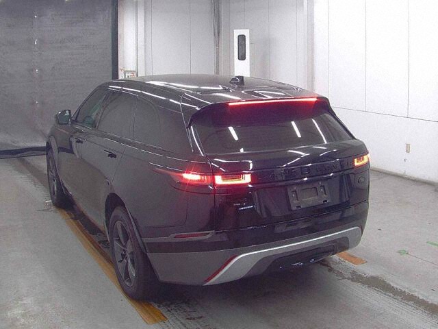 2018 Land Rover レンジローバーヴェラール R Dyna S 180PS 4WD auction photo 2