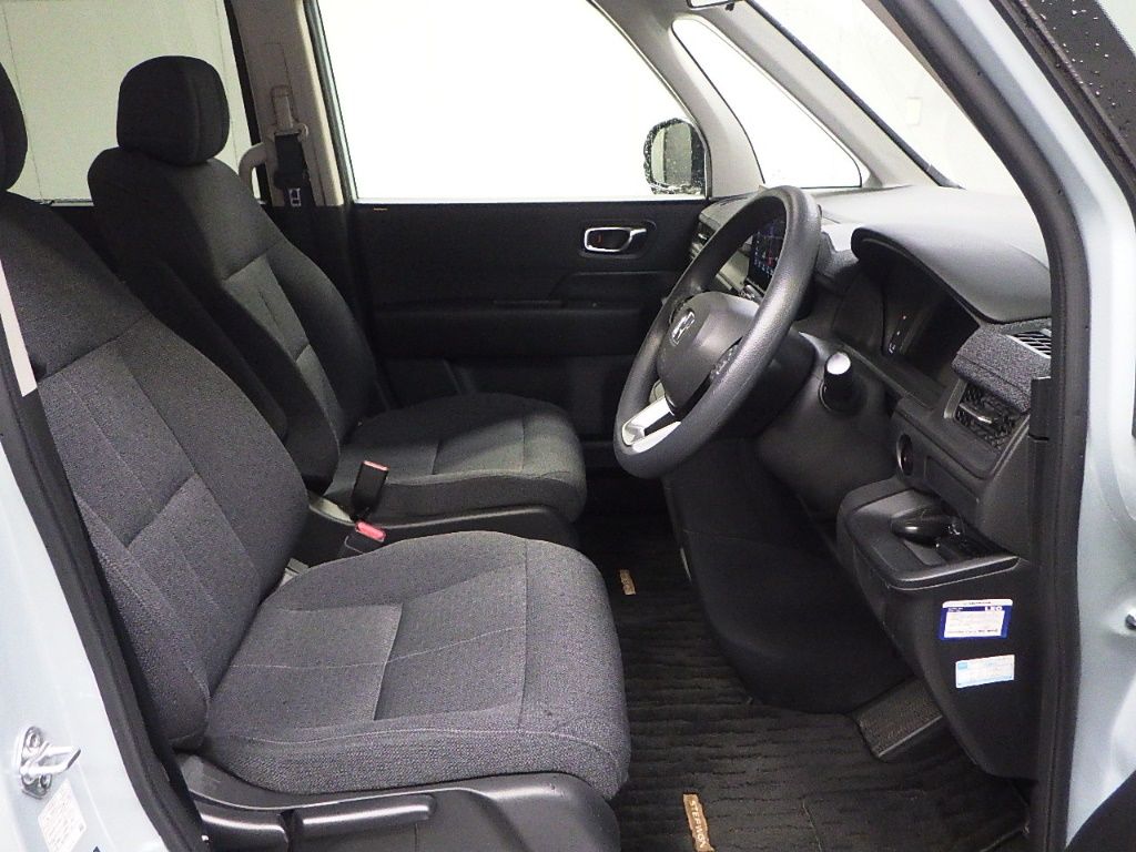 2022 Honda ステップワゴンエアー 7人 auction photo 6