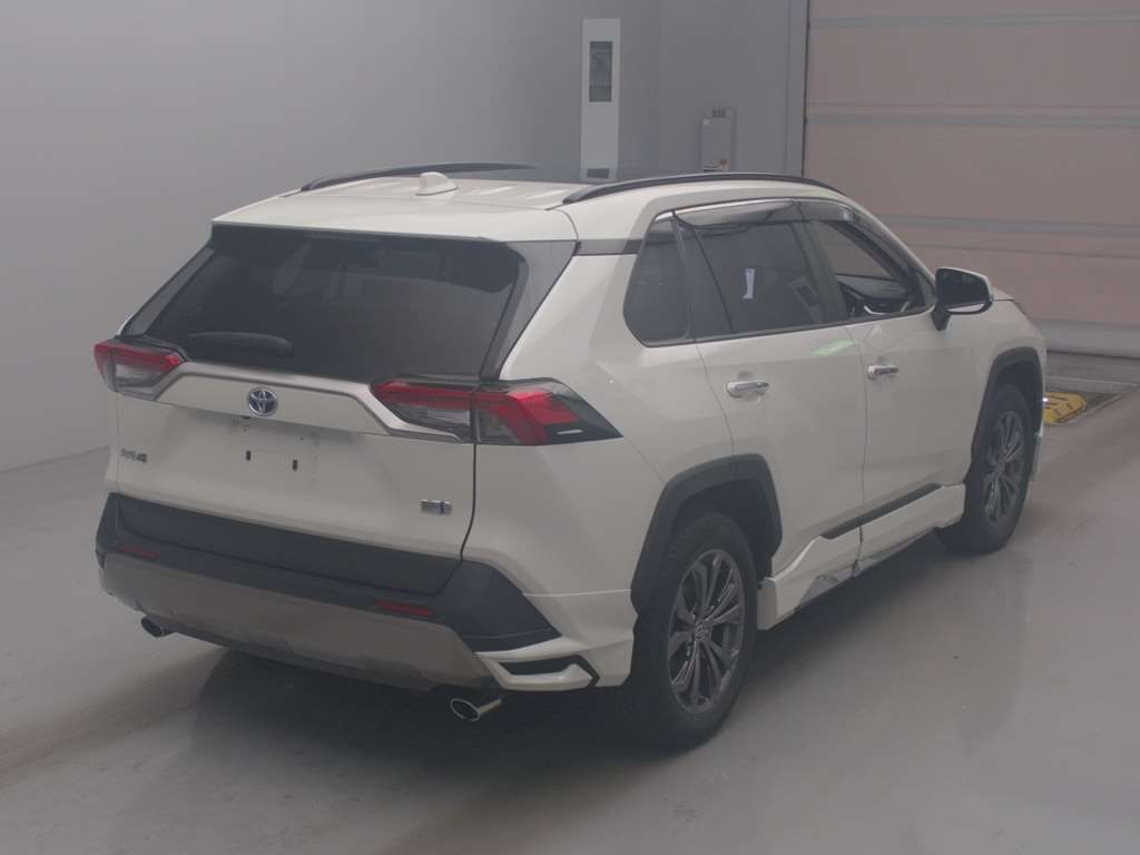2022 Toyota RAV4 ハイブリッドG 4WD auction photo 2