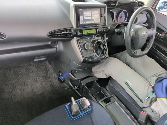 2012 Toyota Wish 1.8S auction photo 3