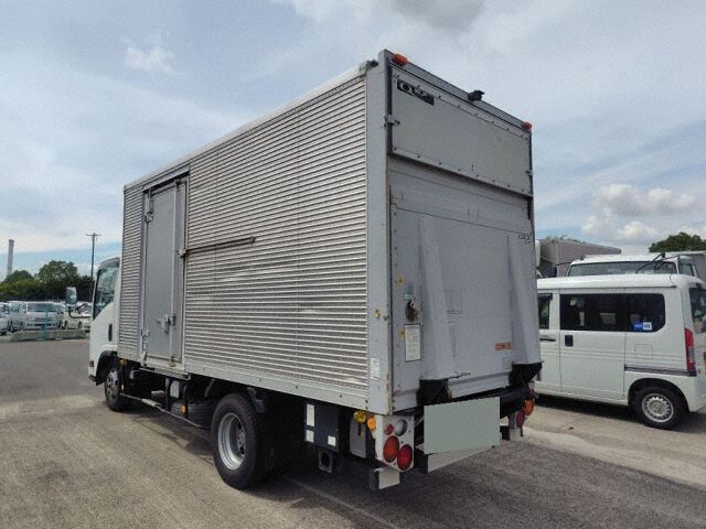 2007 Isuzu Elf パネルバンP/G auction photo 2